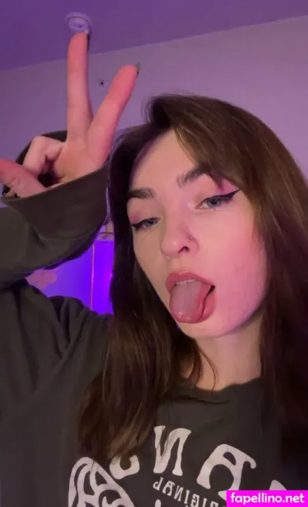 Egirlmo OnlyFans Thumbnail #2m6xXnvTvW