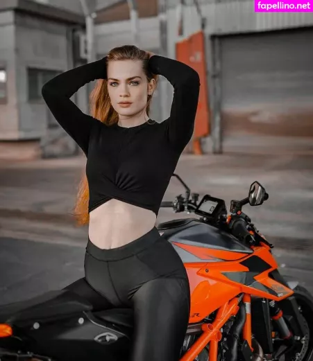 Eileen Stinson OnlyFans Thumbnail #c64DZWMEf1