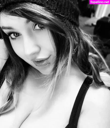 Eileenexy OnlyFans Thumbnail #5LTnJ2HMhF