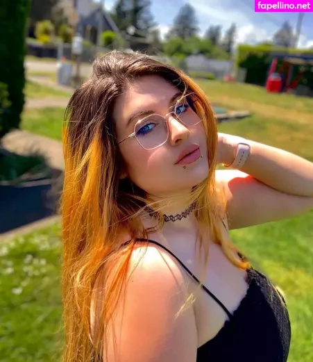 Eileenexy OnlyFans Thumbnail #MpNNww1vvp