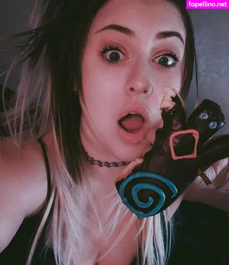 Eileenexy OnlyFans Thumbnail #XzOSl6jhsr