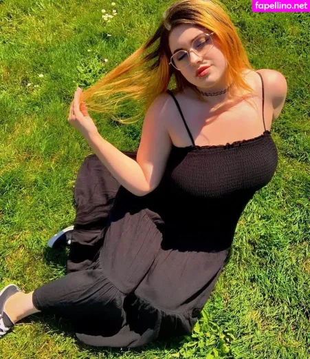 Eileenexy OnlyFans Thumbnail #hUAU9pQ249