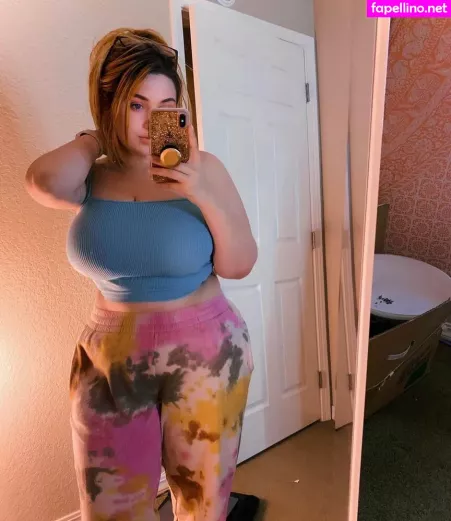 Eileenexy OnlyFans Thumbnail #k4WazJYYDu