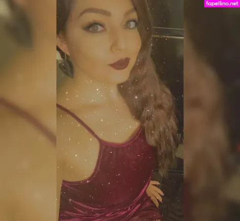 Eille 1 OnlyFans Thumbnail #PhJCkndzM4