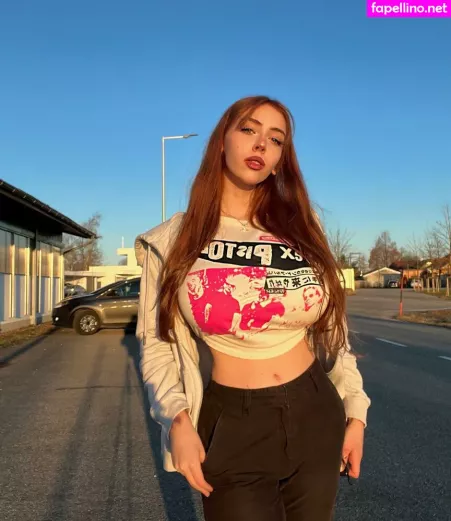 Eilse Deinsee OnlyFans Thumbnail #Cm7qzjvRM4
