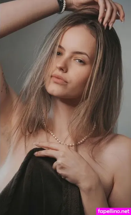 Einfach Louise OnlyFans Thumbnail #FSx9QI8NP8