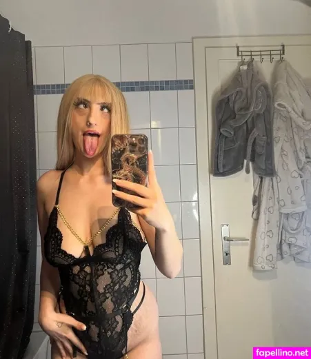 Einfach Nur Stella OnlyFans Thumbnail #07kIxsPpMr