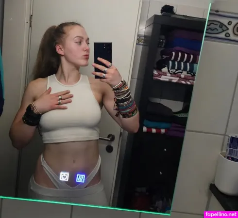 Einfachnurchristiinaa OnlyFans Thumbnail #0Bl4Myl619