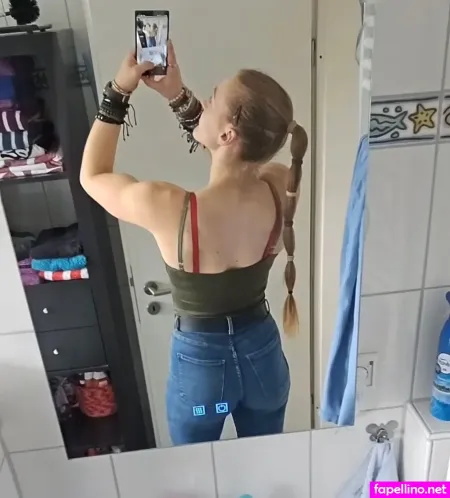 Einfachnurchristiinaa OnlyFans Thumbnail #8MJASCp2AL