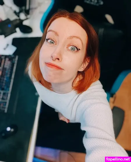 Einfachsonina OnlyFans Thumbnail #DddRNJowbF