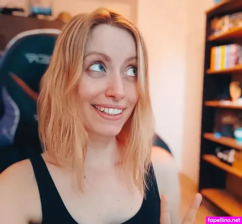 Einfachsonina OnlyFans Thumbnail #cuoMkTIcVC