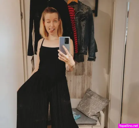 Einfachsonina OnlyFans Thumbnail #shNpJ2azzY