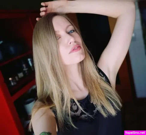 Einfachsonina OnlyFans Thumbnail #zNl28VEFX7