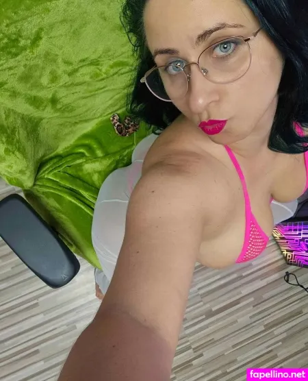 Einhornlutschi OnlyFans Thumbnail #OFk6NdbR0C