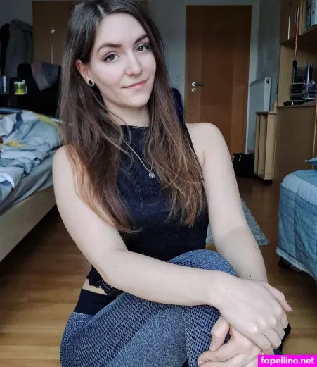 Eismelone OnlyFans Thumbnail #8Q7olGszZT