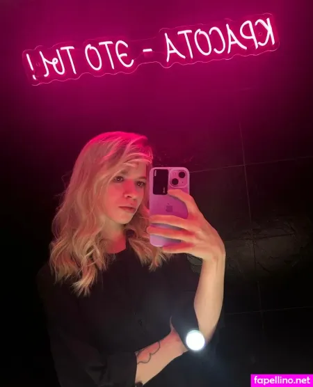 Ekasha OnlyFans Thumbnail #gWw8IwWah4