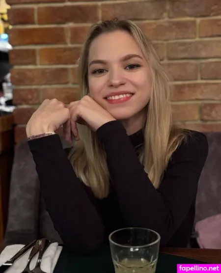 Ekasha OnlyFans Thumbnail #oZ7wLuujqX