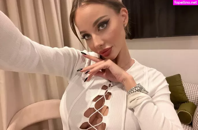 Ekaterina Shiryaeva OnlyFans Thumbnail #fdOiEHhAdn