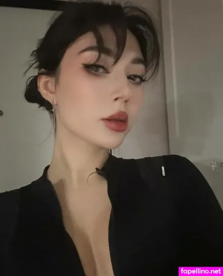 Ekatze007 OnlyFans Thumbnail #EBAT5vuaA1