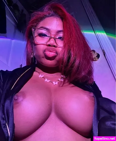 El3phanttittyz OnlyFans Thumbnail #AJcSMBglku