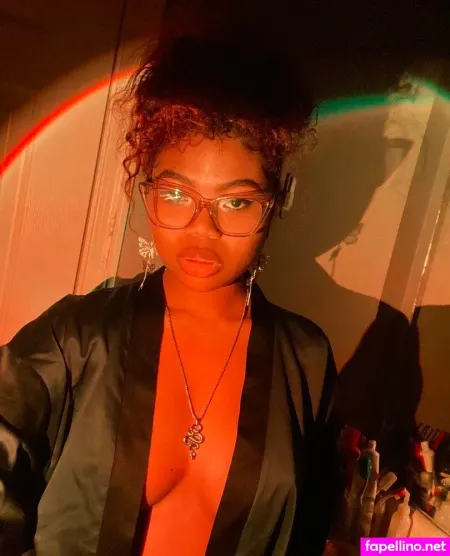 El3phanttittyz OnlyFans Thumbnail #TWq32qXxob