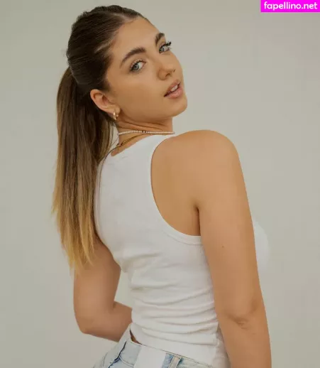 Ela Be Eri OnlyFans Thumbnail #DjUxq1eA0Y