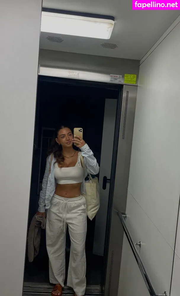 ela.be, ela_beeri, elabeeri Nude Leaked OnlyFans Photo #R9KaYChXUn