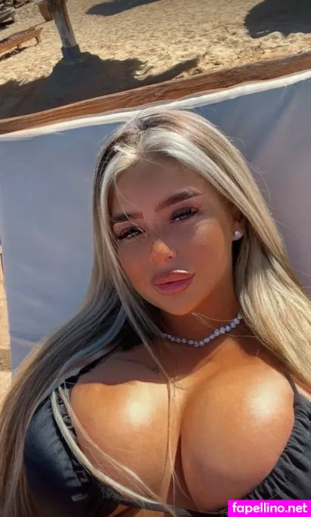 Ela Charlotte 1 OnlyFans Thumbnail #dfsYK3RuK9