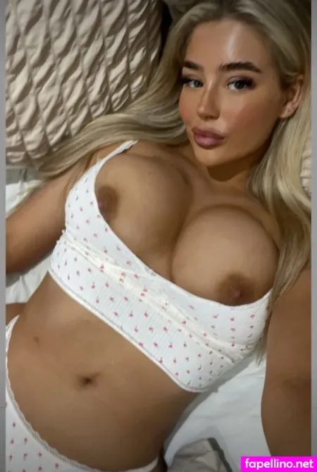 Ela Charlotte 1 OnlyFans Thumbnail #moMupFOkgj