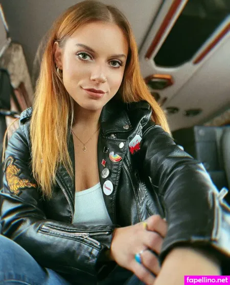 Ela R0se OnlyFans Thumbnail #DQOMOexcqx