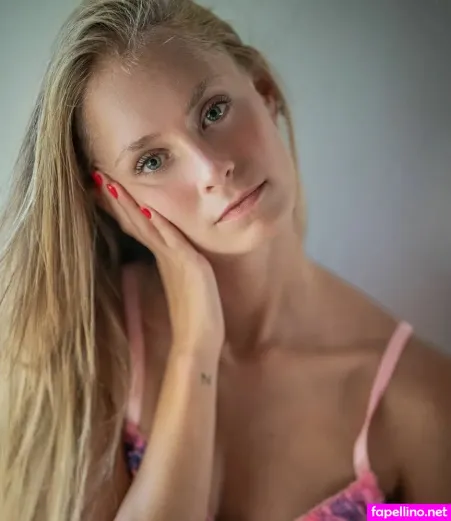 Elabarkay OnlyFans Thumbnail #NVZHvi5VSu