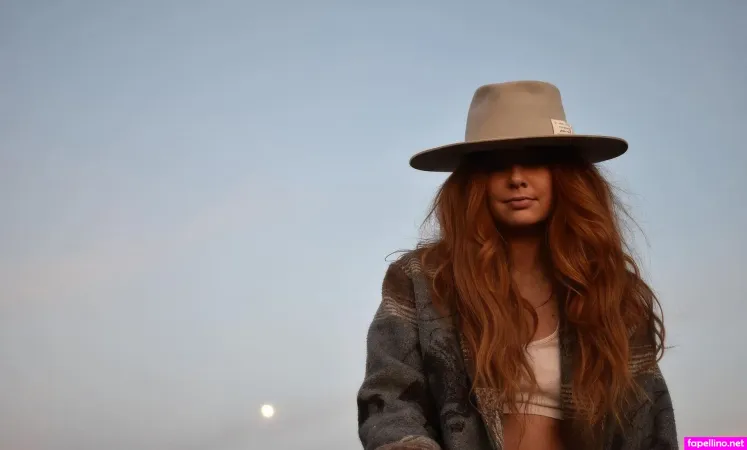 Elaina Adams OnlyFans Thumbnail #FvjlHnKGIm