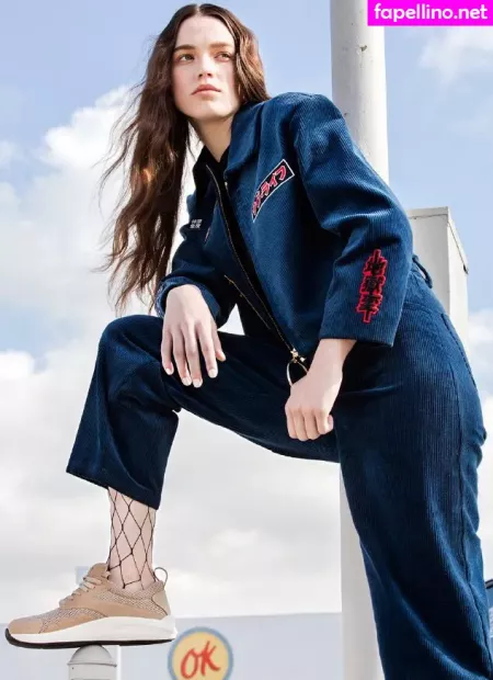 Elaine Carlin OnlyFans Thumbnail #kKPG9gaeLz