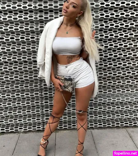 Elaine Victoria OnlyFans Thumbnail #H1rp1rl6zg