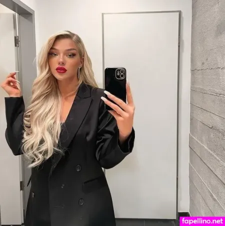 Elaine Victoria OnlyFans Thumbnail #W9WjmmScXZ