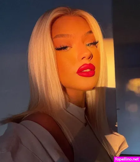 Elaine Victoria OnlyFans Thumbnail #lCQMe7CI8e