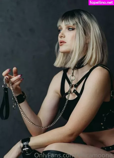 Elaramoone OnlyFans Thumbnail #ogC8e0xSxN