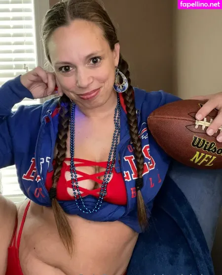 Elastichrissy OnlyFans Thumbnail #quGg4mah9k