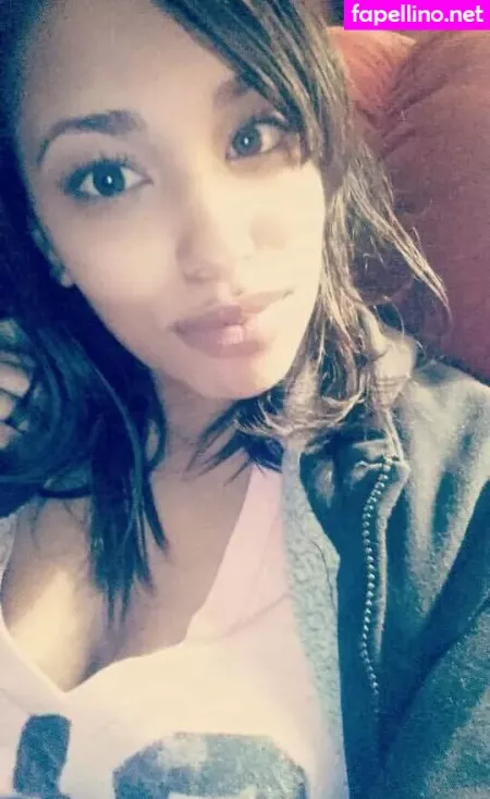 Elaynah OnlyFans Thumbnail #ZBuy8dbWdz