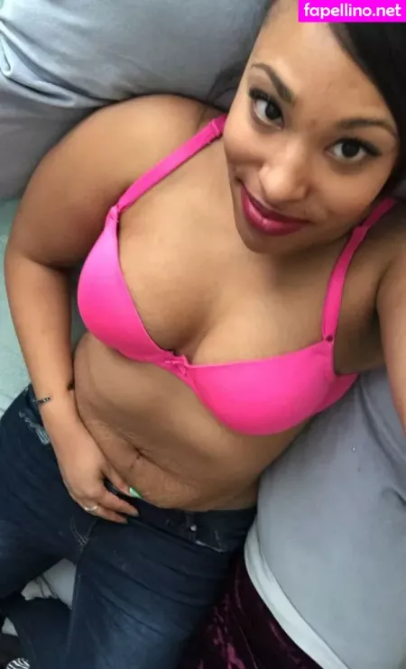 Elaynah OnlyFans Thumbnail #n6myF4DTqr