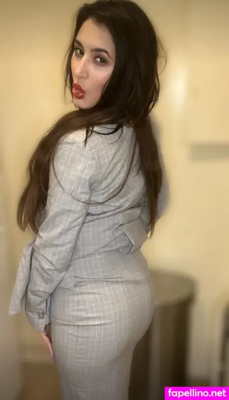 Elaynalovestripclub OnlyFans Thumbnail #zEk1IUc08z