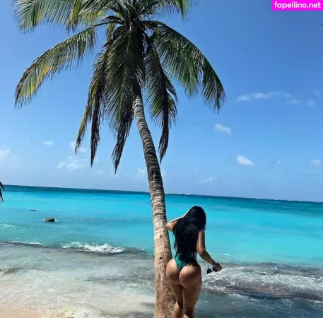Elbia Paula OnlyFans Thumbnail #wPYoeeRO9h