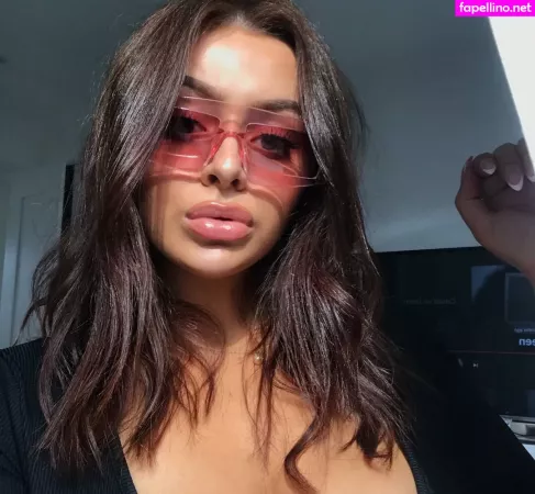 Eleanor Evans OnlyFans Thumbnail #8kVubXdt4z