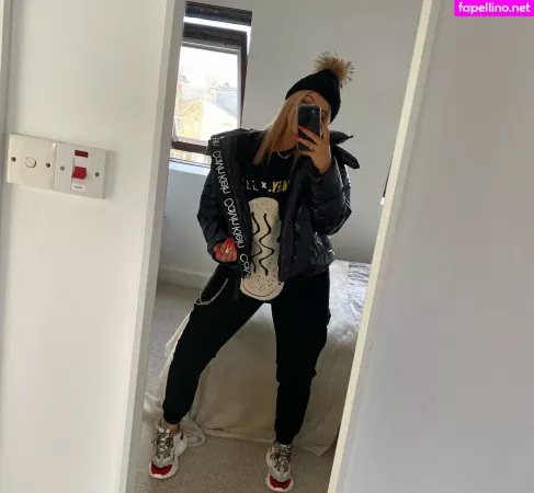 Eleanor Evans OnlyFans Thumbnail #wNIiw2eB3N