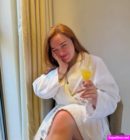 Eleanor Neale OnlyFans Thumbnail #KCgcJMM4e6