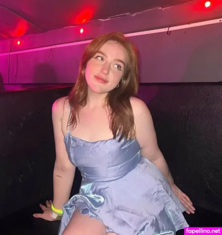 Eleanor Neale OnlyFans Thumbnail #XDalRZELOZ