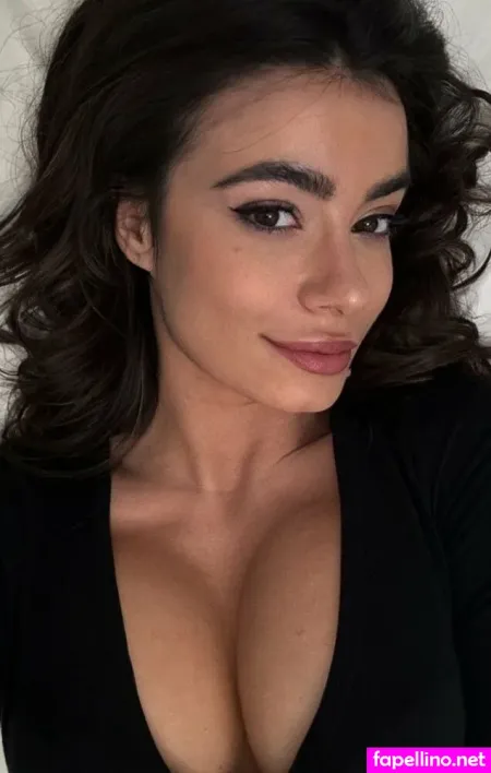 Elebertolifree 2 OnlyFans Thumbnail #9Y2dkd54L2