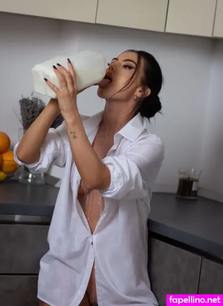 Electrakisss OnlyFans Thumbnail #QKK8NQZ4Ho