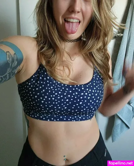 Electraraynefree OnlyFans Thumbnail #QClzahLzFi