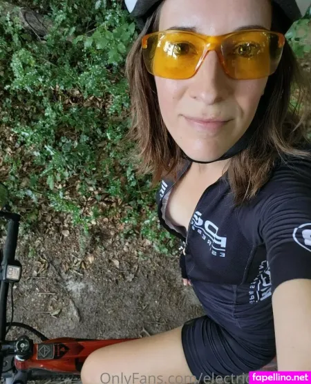 Electriceve Free OnlyFans Thumbnail #EDO73gdFN8